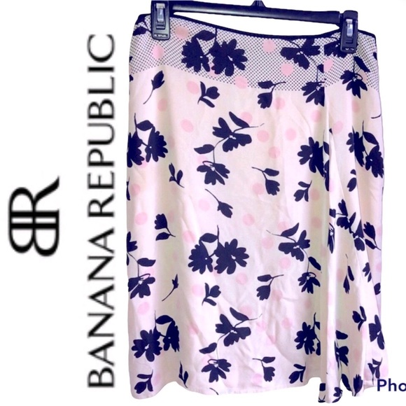 BANANA REPUBLIC Silk Floral Skirt Size 4 Petite Women’s - Picture 1 of 16